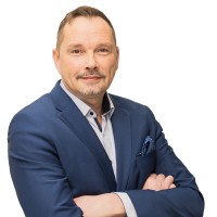 Juha Kivelä Email