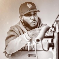 Airport Terminal Services Employee Terrell Evans's profile photo