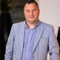 Marius Anghenica Email