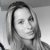 SUPER73, Inc. Employee Manon Douard's profile photo