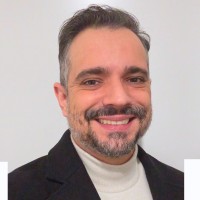 Hugo Vinicius Zeminian Bueno Camargo Email