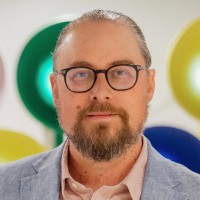 Benjamin W. Email & Phone Number