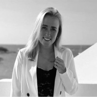 Sanne van Engeland Email