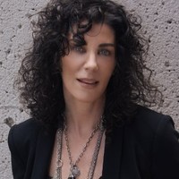 Eileen Brown Email & Phone Number