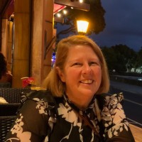 Kim Knapp Email & Phone Number