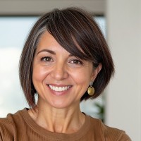 Maggie McCracken Email & Phone Number