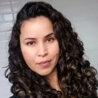 Bianca Oliveira Email & Phone Number