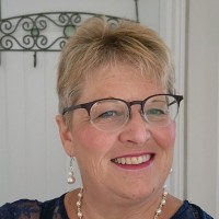 Lori Diamond Email & Phone Number