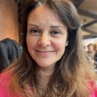 Peer2Peer Boards Employee Emma Mather's profile photo