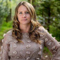 Anna Broome Email & Phone Number