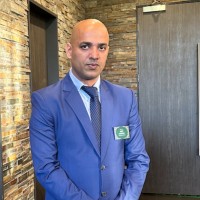 Commonwealth Bank Employee Arif Qureshi's profile photo
