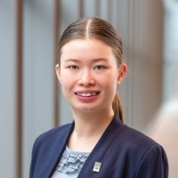 Sophie D'Halleweyn Email