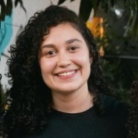 Júlia Lopes Email