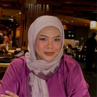 Nabila Fazli Email