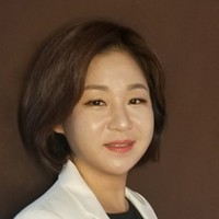 Olivia Kim Email & Phone Number