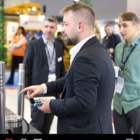 Mesut Kant Email