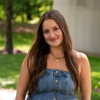 Abercrombie & Fitch Co. Employee Natalie Long's profile photo