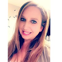 AMERICAN EAGLE OUTFITTERS INC. Employee Carrie Bender's profile photo