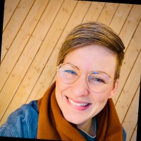 Kari Røssland Email