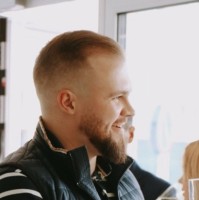 Artur Trubatšov Email