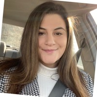 Air Products & Controls Employee Gloria Sultani's profile photo