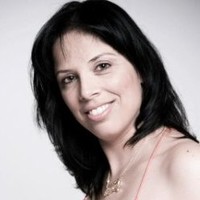 Naama Solomon Email