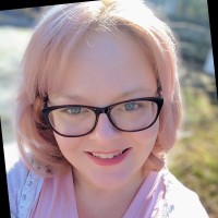 WCYB/WEMT/CW4 Employee Trisha Thompson's profile photo