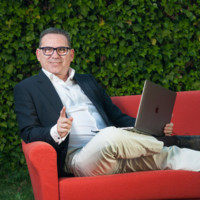 Fernando Román Email