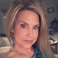 Solais Lighting Group | Solais + EnergyLite Employee Lisa Visotsky's profile photo