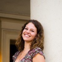Ava Davis Email & Phone Number