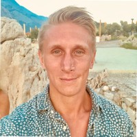 Konrad Persson Email