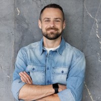 Jesko Thron Email