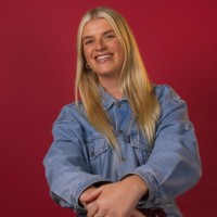 UNLIKE Employee Sterre Dirkmaat's profile photo