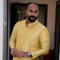 EFG Harris Allday Employee Leo Babu's profile photo