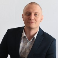 Lukasz Nowak Email