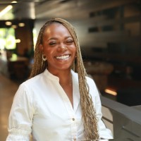 Allison+Partners Employee Roni Marsh's profile photo