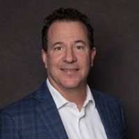 Oracle Employee Robert Peterson's profile photo