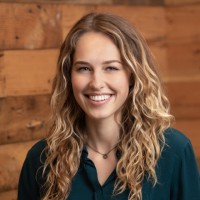 Veronika Gaska Email