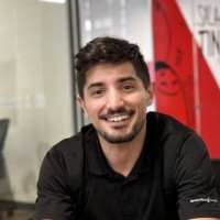Andrés Mega Email