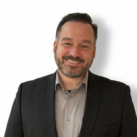 Robert Reynolds Email & Phone Number