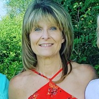 Advanced Precision Employee Kim Scully's profile photo