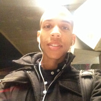 Lotus Bar Employee Dameon Bonds's profile photo