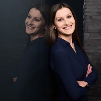 Helena Klossek Email
