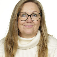 Anne Brügge Email