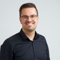 Simon Grün Email