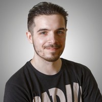 Piotr Jarząbek Email