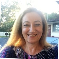 Lyn Collins Email