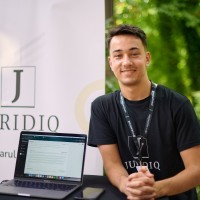 Deepstash Employee Senol Fratila's profile photo