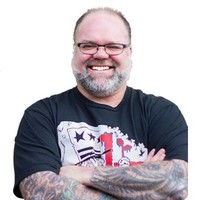 posterGIANT Employee Doug Cox's profile photo