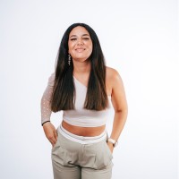 Carolina Columbano Email